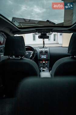 Внедорожник / Кроссовер Nissan Qashqai+2 2009 в 