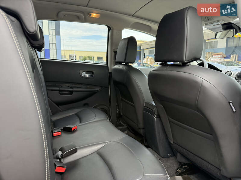 Позашляховик / Кросовер Nissan Qashqai+2 2012 в Рівному фото 43 Позашляховик / Кросовер Nissan Qashqai+2 2012 в Рівному