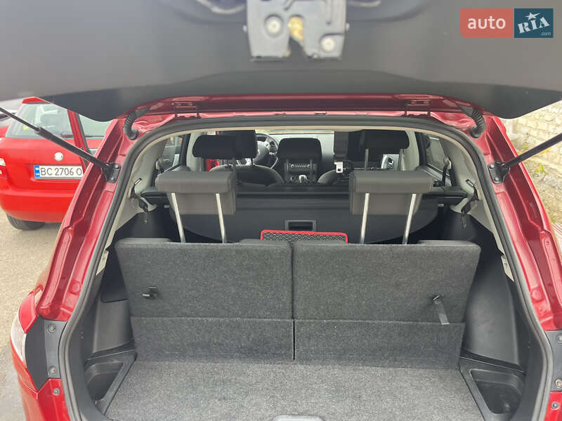 Внедорожник / Кроссовер Nissan Qashqai+2 2012 в Житомире фото 23 Внедорожник / Кроссовер Nissan Qashqai+2 2012 в Житомире