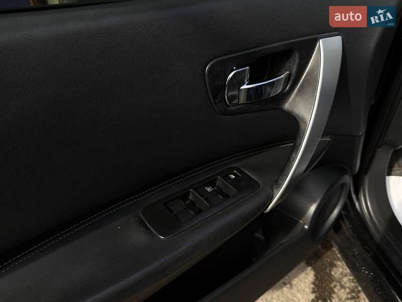 Внедорожник / Кроссовер Nissan Qashqai+2 2008 в Одессе