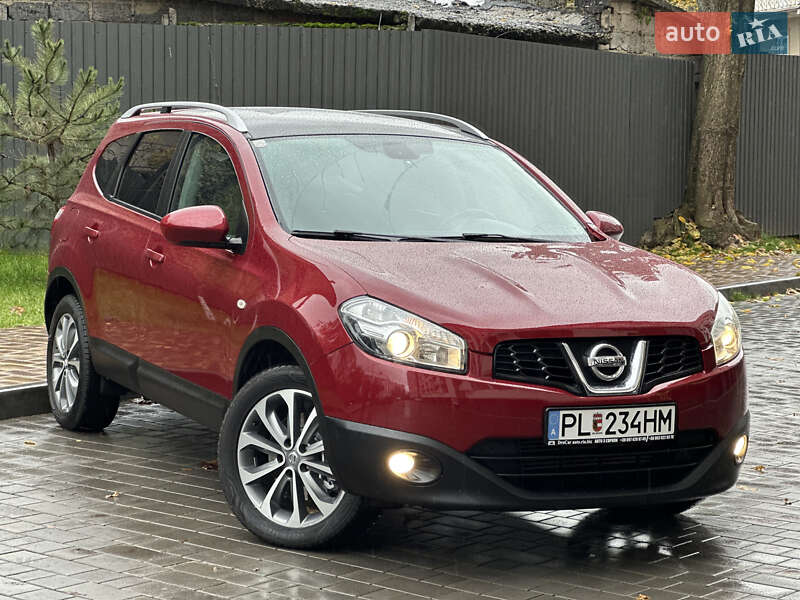 Внедорожник / Кроссовер Nissan Qashqai+2 2010 в 