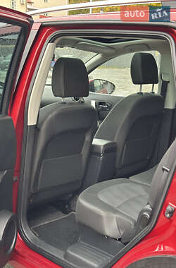 Внедорожник / Кроссовер Nissan Qashqai+2 2010 в 