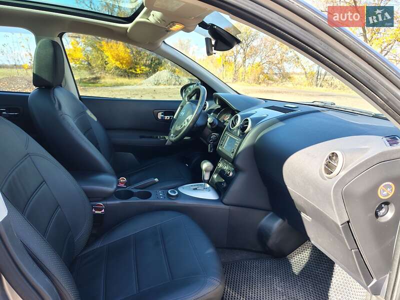 Внедорожник / Кроссовер Nissan Qashqai+2 2010 в Одессе фото 3 Внедорожник / Кроссовер Nissan Qashqai+2 2010 в Одессе