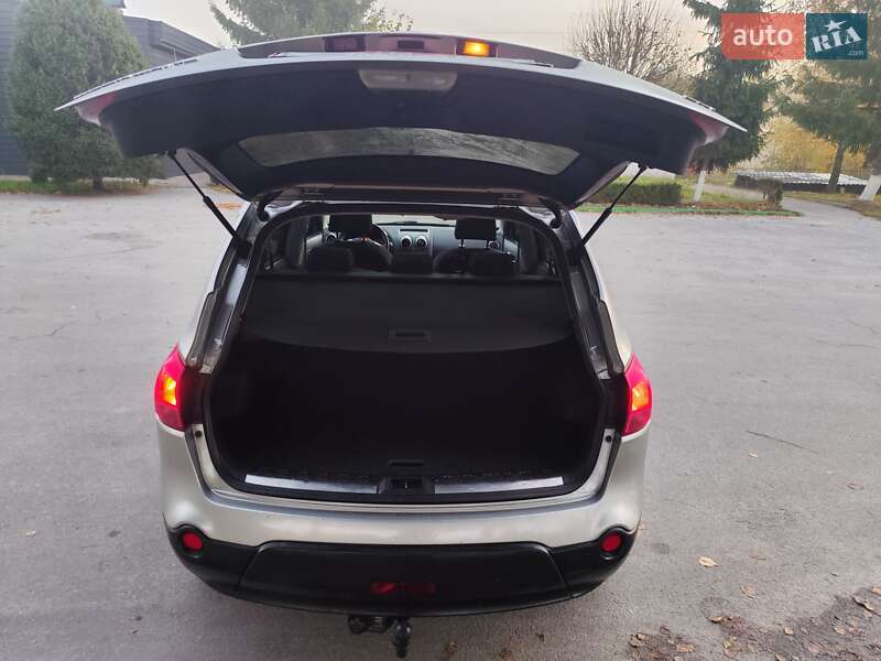 Позашляховик / Кросовер Nissan Qashqai+2 2009 в Звягелі фото 20 Позашляховик / Кросовер Nissan Qashqai+2 2009 в Звягелі