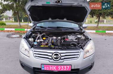 Внедорожник / Кроссовер Nissan Qashqai+2 2009 в 