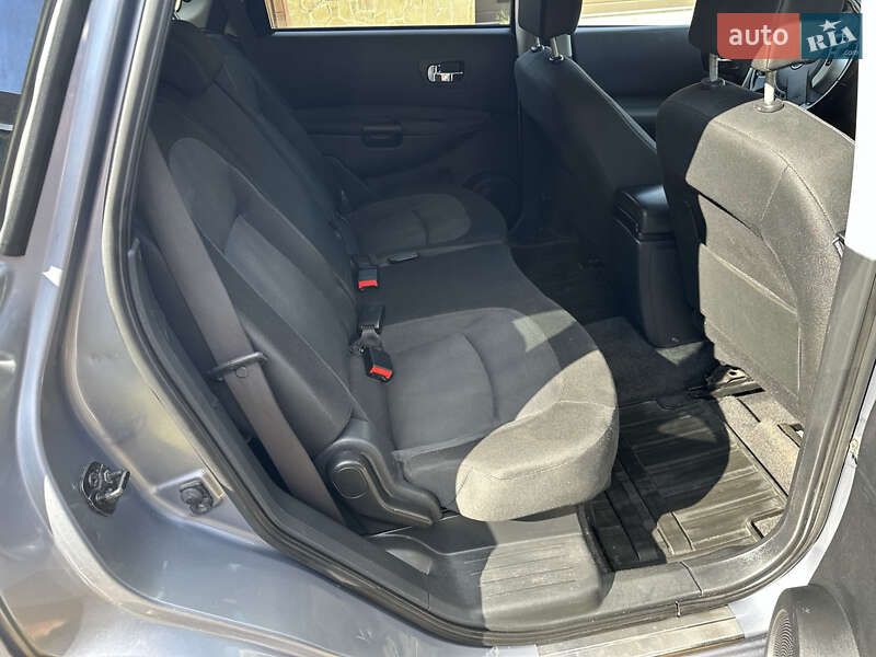 Позашляховик / Кросовер Nissan Qashqai+2 2010 в Києві фото 16 Позашляховик / Кросовер Nissan Qashqai+2 2010 в Києві