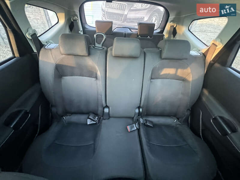 Внедорожник / Кроссовер Nissan Qashqai+2 2010 в Коломые фото 27 Внедорожник / Кроссовер Nissan Qashqai+2 2010 в Коломые