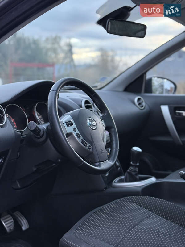 Позашляховик / Кросовер Nissan Qashqai+2 2009 в Самборі фото 45 Позашляховик / Кросовер Nissan Qashqai+2 2009 в Самборі