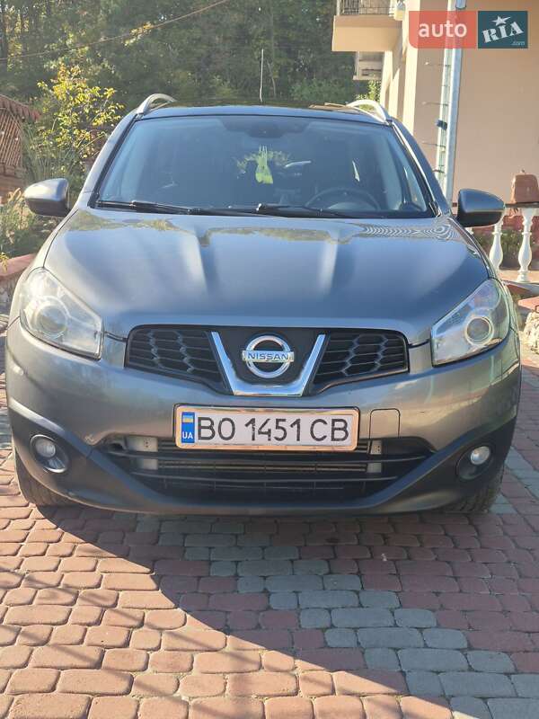 Внедорожник / Кроссовер Nissan Qashqai+2 2011 в Тернополе фото 3 Внедорожник / Кроссовер Nissan Qashqai+2 2011 в Тернополе