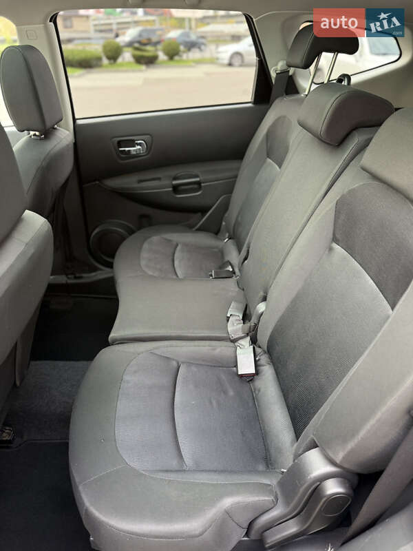 Внедорожник / Кроссовер Nissan Qashqai+2 2011 в Луцке фото 9 Внедорожник / Кроссовер Nissan Qashqai+2 2011 в Луцке