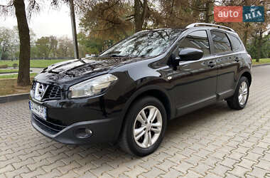Позашляховик / Кросовер Nissan Qashqai+2 2013 в Звягелі