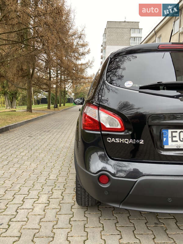 Позашляховик / Кросовер Nissan Qashqai+2 2013 в Звягелі