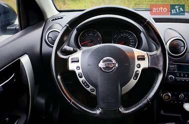 Внедорожник / Кроссовер Nissan Qashqai+2 2011 в 