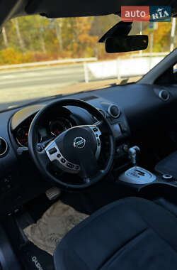 Позашляховик / Кросовер Nissan Qashqai+2 2011 в  фото 64 Позашляховик / Кросовер Nissan Qashqai+2 2011 в