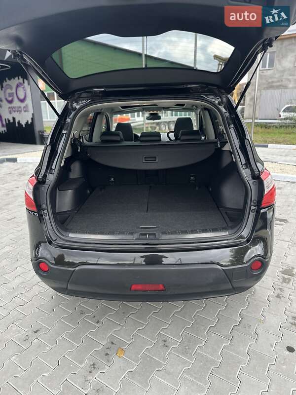 Внедорожник / Кроссовер Nissan Qashqai+2 2013 в Ужгороде фото 8 Внедорожник / Кроссовер Nissan Qashqai+2 2013 в Ужгороде
