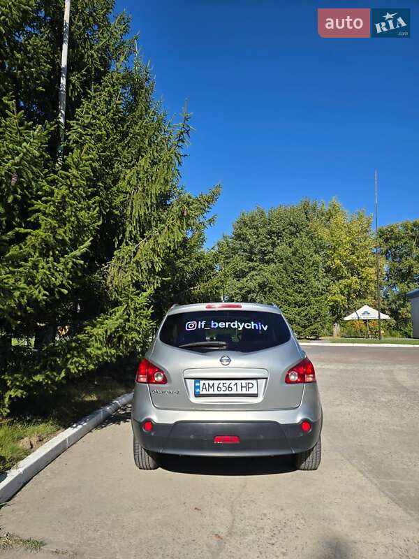 Внедорожник / Кроссовер Nissan Qashqai+2 2009 в Бердичеве фото 8 Внедорожник / Кроссовер Nissan Qashqai+2 2009 в Бердичеве