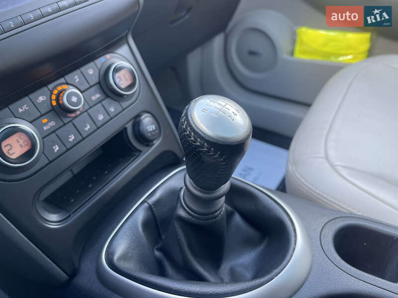 Внедорожник / Кроссовер Nissan Qashqai+2 2010 в Луцке