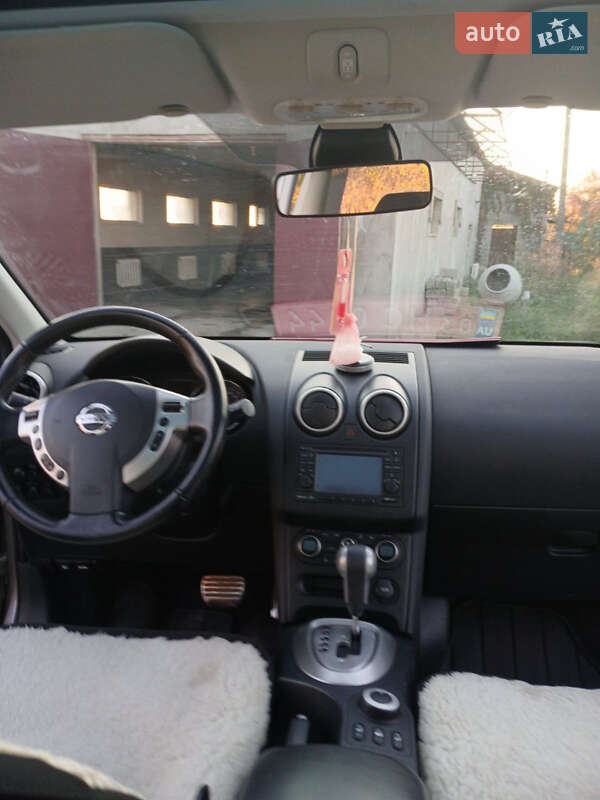 Позашляховик / Кросовер Nissan Qashqai+2 2011 в Кам'янець-Подільському фото 30 Позашляховик / Кросовер Nissan Qashqai+2 2011 в Кам'янець-Подільському