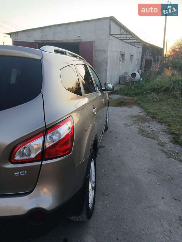 Позашляховик / Кросовер Nissan Qashqai+2 2011 в Кам'янець-Подільському фото 33 Позашляховик / Кросовер Nissan Qashqai+2 2011 в Кам'янець-Подільському