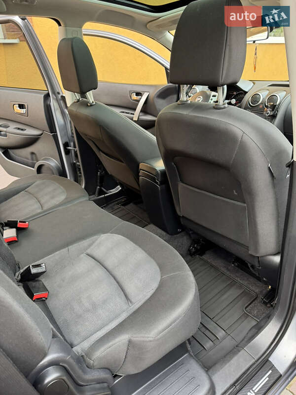 Внедорожник / Кроссовер Nissan Qashqai+2 2010 в Сваляве фото 14 Внедорожник / Кроссовер Nissan Qashqai+2 2010 в Сваляве