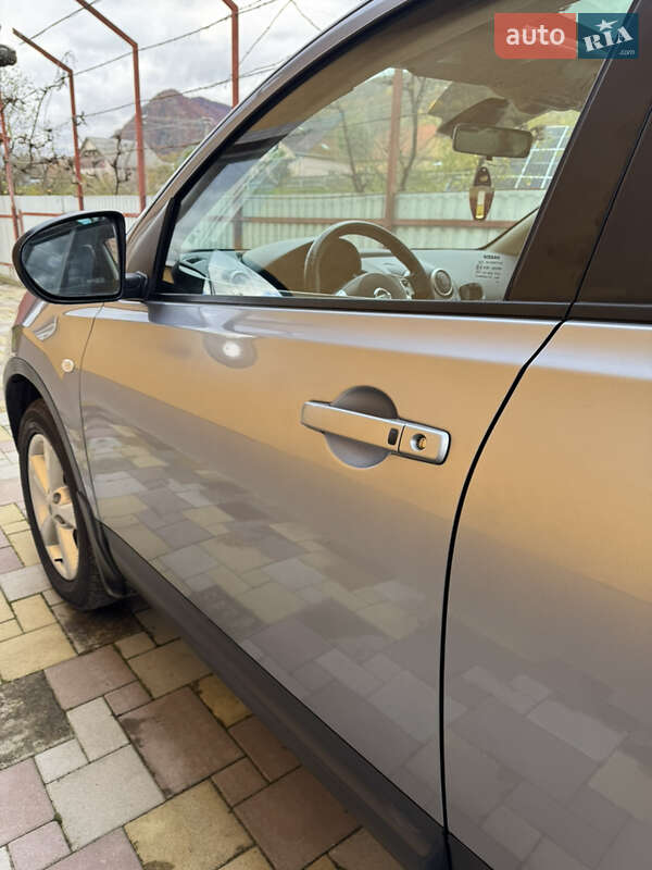 Внедорожник / Кроссовер Nissan Qashqai+2 2010 в Сваляве фото 23 Внедорожник / Кроссовер Nissan Qashqai+2 2010 в Сваляве