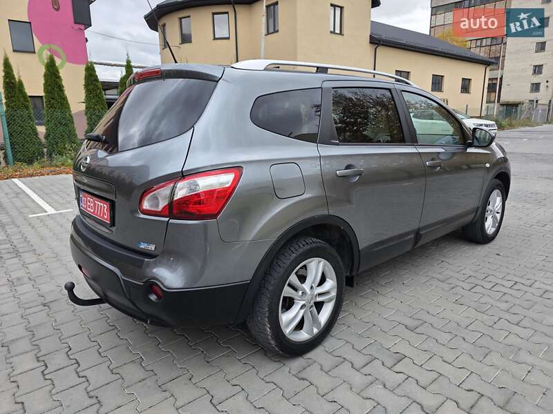 Внедорожник / Кроссовер Nissan Qashqai+2 2011 в Луцке