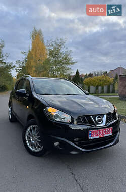 Позашляховик / Кросовер Nissan Qashqai+2 2011 в Рівному