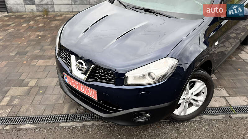 Внедорожник / Кроссовер Nissan Qashqai+2 2010 в Ровно