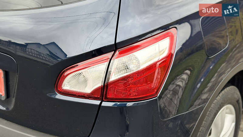 Внедорожник / Кроссовер Nissan Qashqai+2 2010 в Ровно