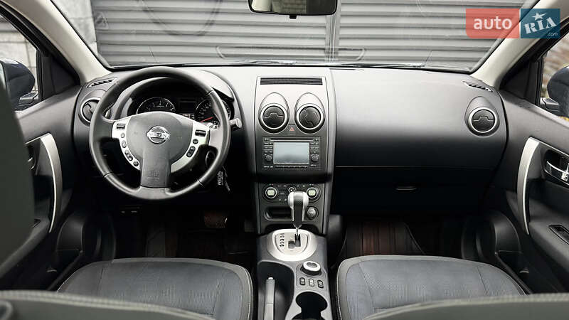 Внедорожник / Кроссовер Nissan Qashqai+2 2010 в Ровно