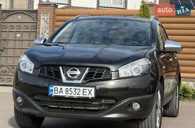 Позашляховик / Кросовер Nissan Qashqai+2 2012 в Києві
