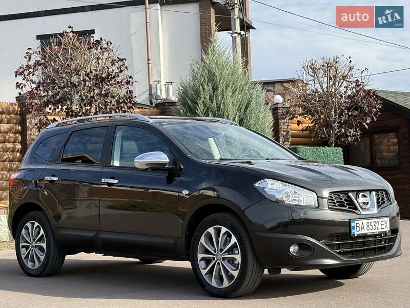 Внедорожник / Кроссовер Nissan Qashqai+2 2012 в Киеве