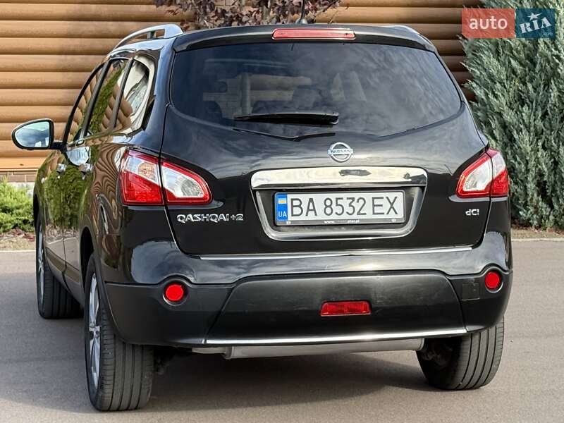 Внедорожник / Кроссовер Nissan Qashqai+2 2012 в Киеве
