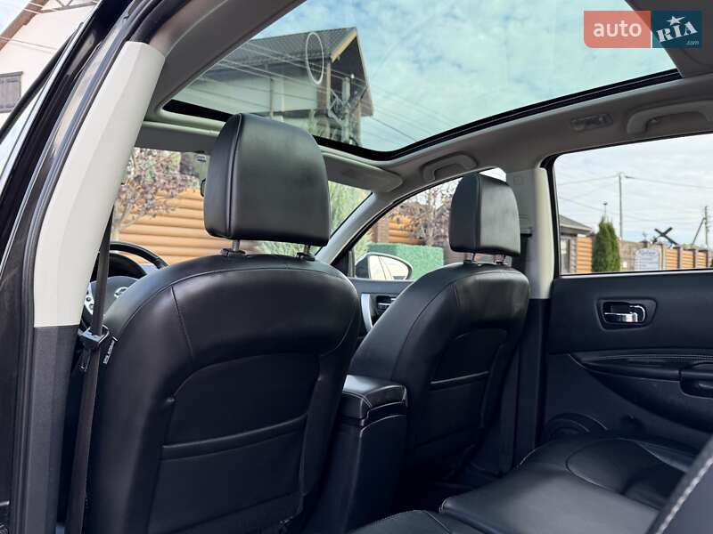 Внедорожник / Кроссовер Nissan Qashqai+2 2012 в Киеве