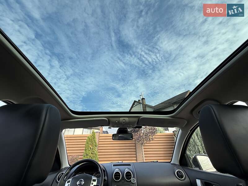 Внедорожник / Кроссовер Nissan Qashqai+2 2012 в Киеве