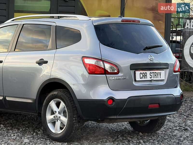 Позашляховик / Кросовер Nissan Qashqai+2 2010 в Стрию