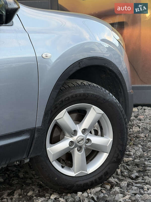 Позашляховик / Кросовер Nissan Qashqai+2 2010 в Стрию