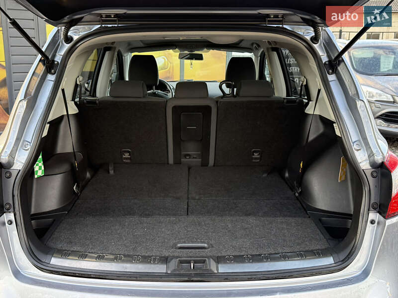 Позашляховик / Кросовер Nissan Qashqai+2 2010 в Стрию