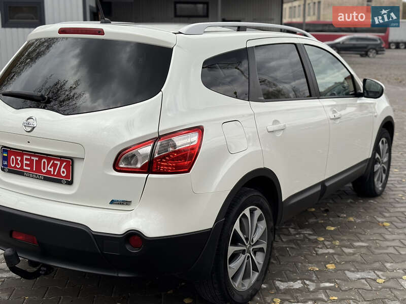 Внедорожник / Кроссовер Nissan Qashqai+2 2013 в Ровно