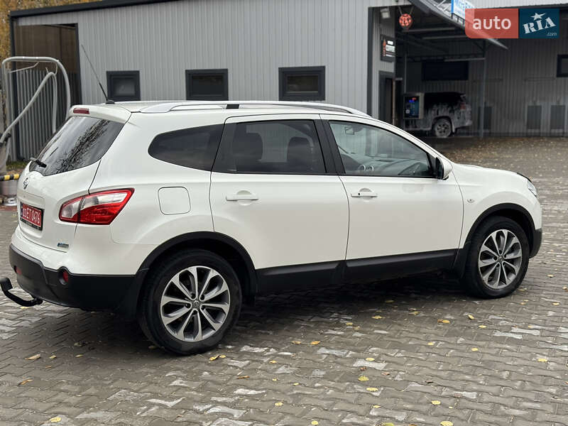 Внедорожник / Кроссовер Nissan Qashqai+2 2013 в Ровно