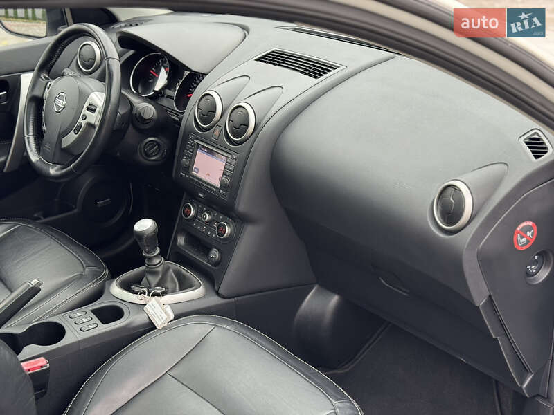 Внедорожник / Кроссовер Nissan Qashqai+2 2013 в Ровно