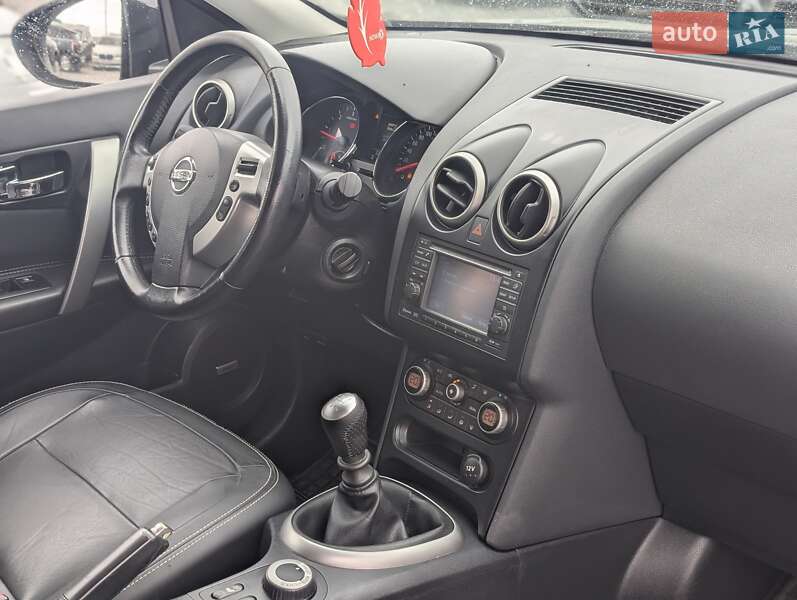 Внедорожник / Кроссовер Nissan Qashqai+2 2010 в Ровно фото 42 Внедорожник / Кроссовер Nissan Qashqai+2 2010 в Ровно