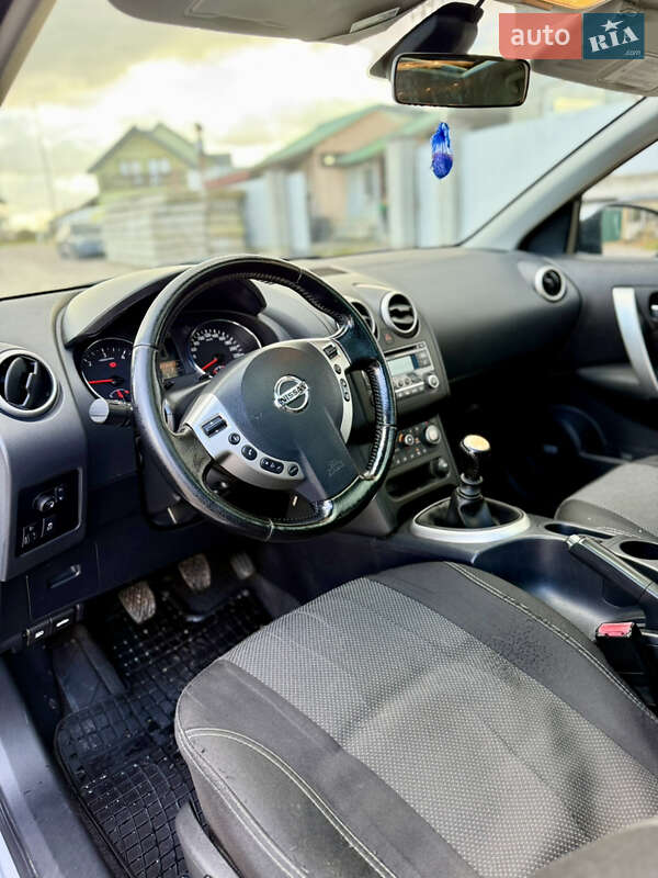 Внедорожник / Кроссовер Nissan Qashqai+2 2012 в Новояворовске фото 20 Внедорожник / Кроссовер Nissan Qashqai+2 2012 в Новояворовске