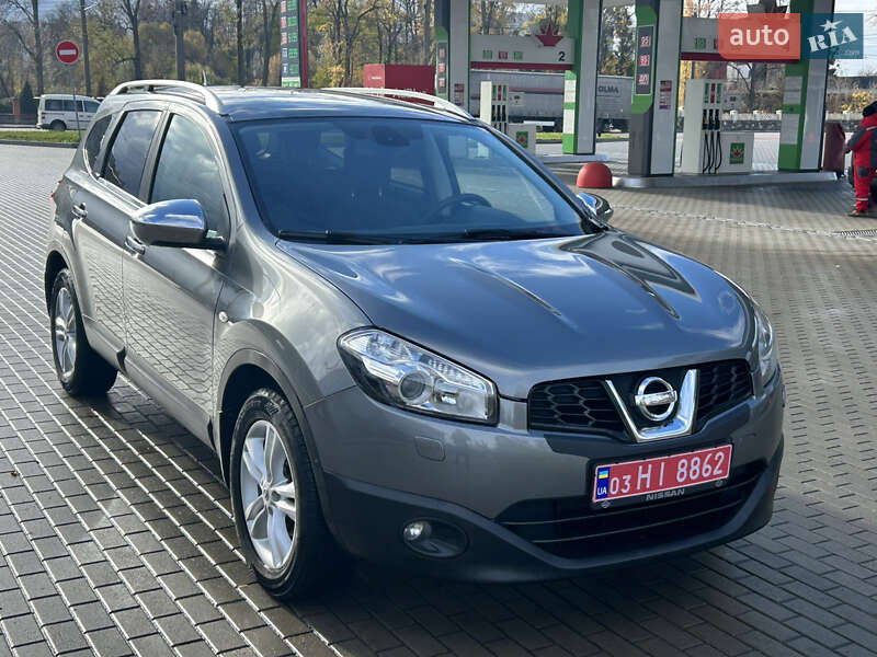 Позашляховик / Кросовер Nissan Qashqai+2 2011 в Житомирі фото Позашляховик / Кросовер Nissan Qashqai+2 2011 в Житомирі