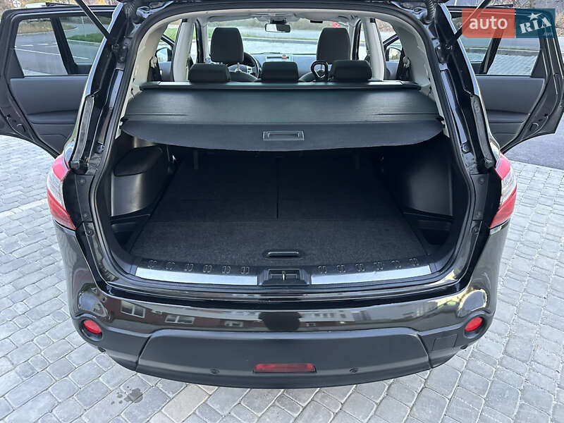 Внедорожник / Кроссовер Nissan Qashqai+2 2011 в Виннице