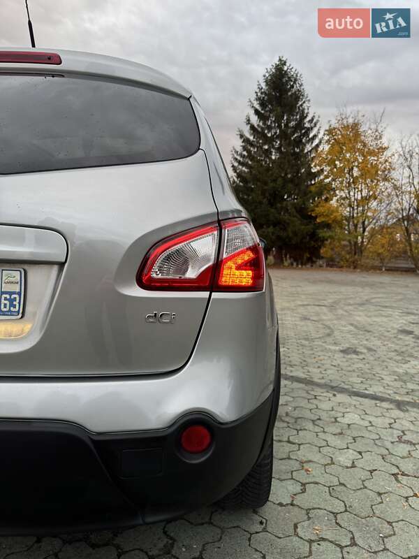 Внедорожник / Кроссовер Nissan Qashqai+2 2011 в Дубно фото 10 Внедорожник / Кроссовер Nissan Qashqai+2 2011 в Дубно