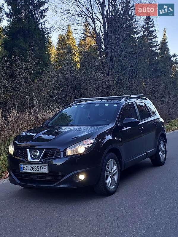 Позашляховик / Кросовер Nissan Qashqai+2 2011 в Турці фото 4 Позашляховик / Кросовер Nissan Qashqai+2 2011 в Турці