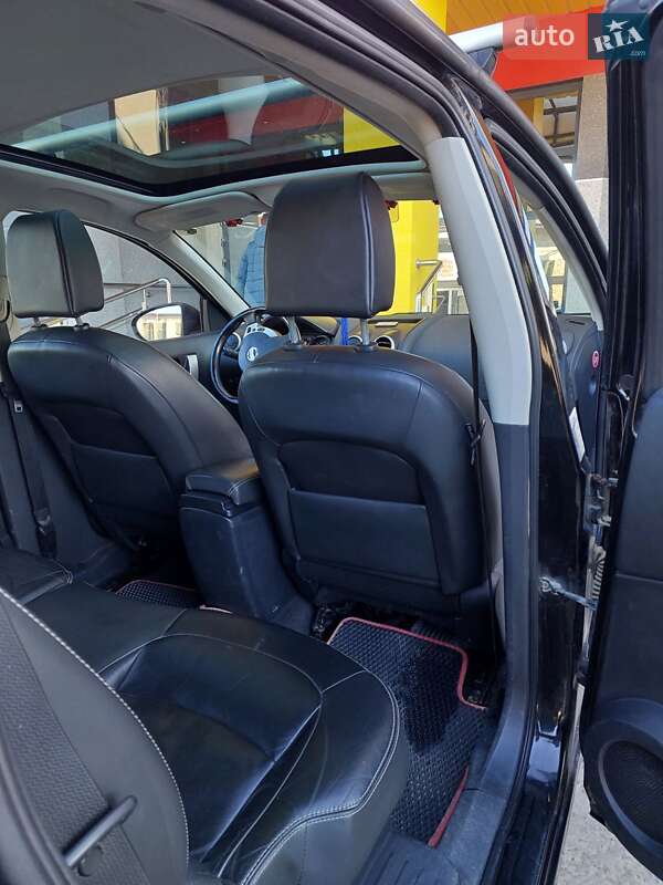 Позашляховик / Кросовер Nissan Qashqai+2 2011 в Турці фото 18 Позашляховик / Кросовер Nissan Qashqai+2 2011 в Турці