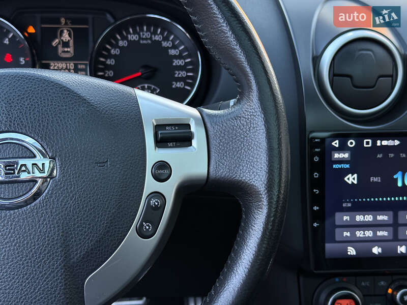 Внедорожник / Кроссовер Nissan Qashqai+2 2011 в Стрые