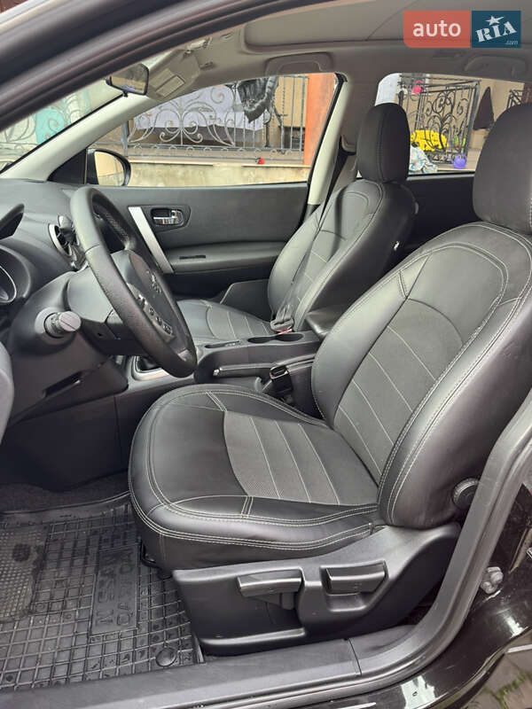 Позашляховик / Кросовер Nissan Qashqai+2 2012 в Ужгороді фото 6 Позашляховик / Кросовер Nissan Qashqai+2 2012 в Ужгороді